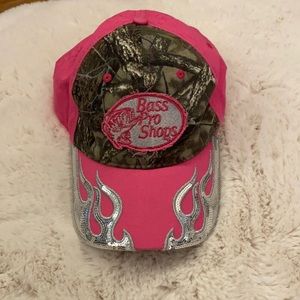 Womans Bass Pro Shops hat